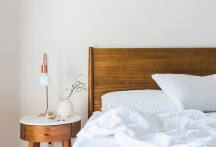 Drewniane łóżka - królowe sypialni